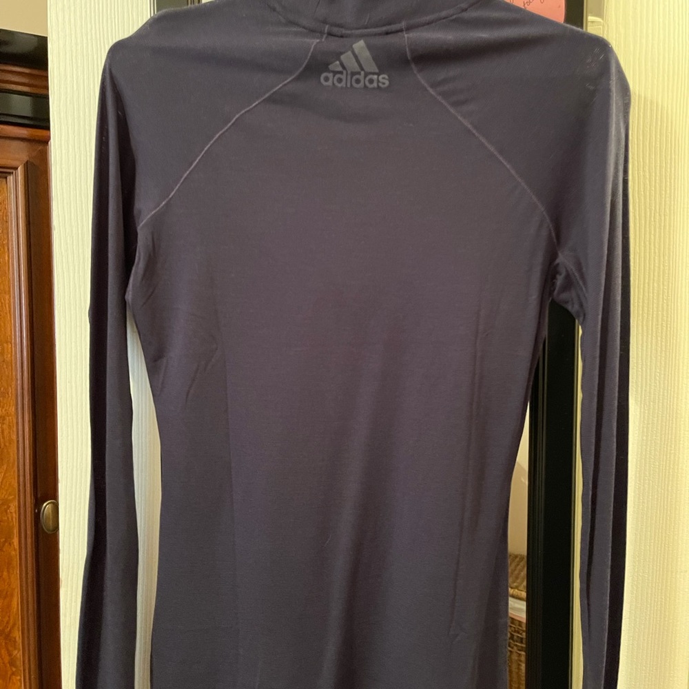 Adidas women’s Climaheat top